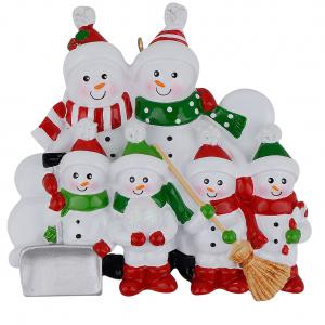 Sweeping Snowman Family of 6	